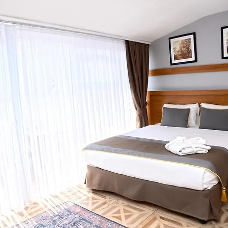 Hotel Edibe Sultan 3*